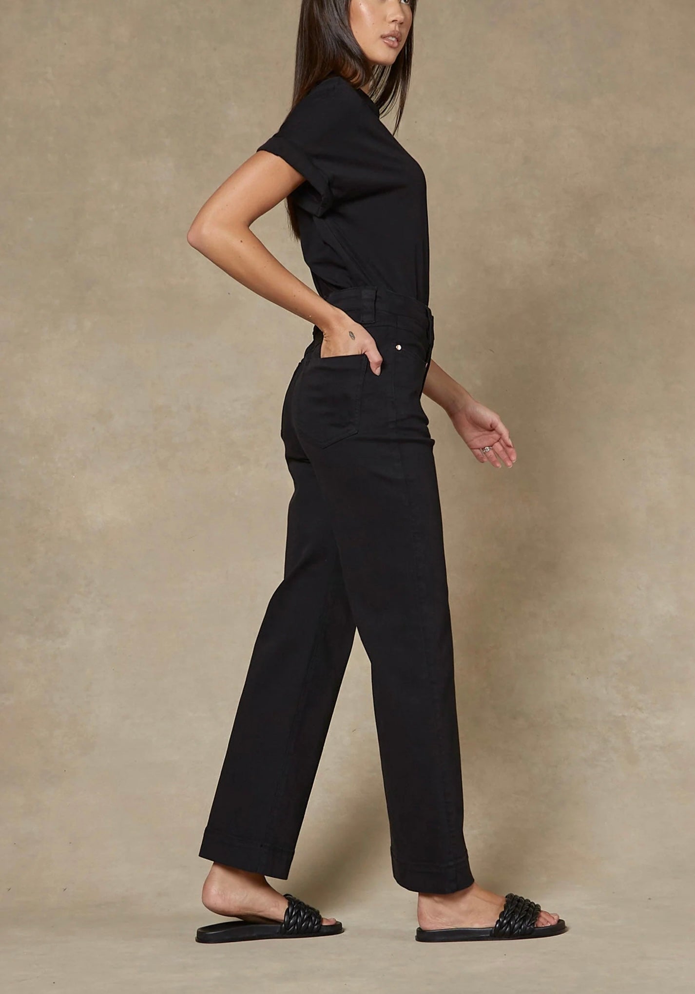 Maarte Wide Leg Jeans- Jet Black