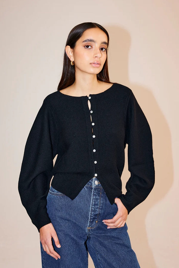Montana Cardi - Black